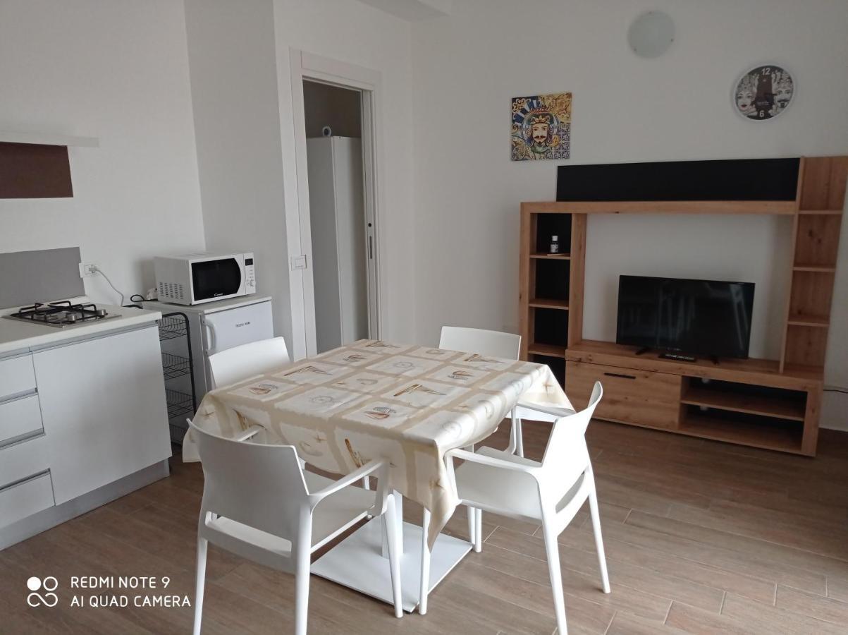 Tra Le Nuvole Apartment Favignana Bagian luar foto
