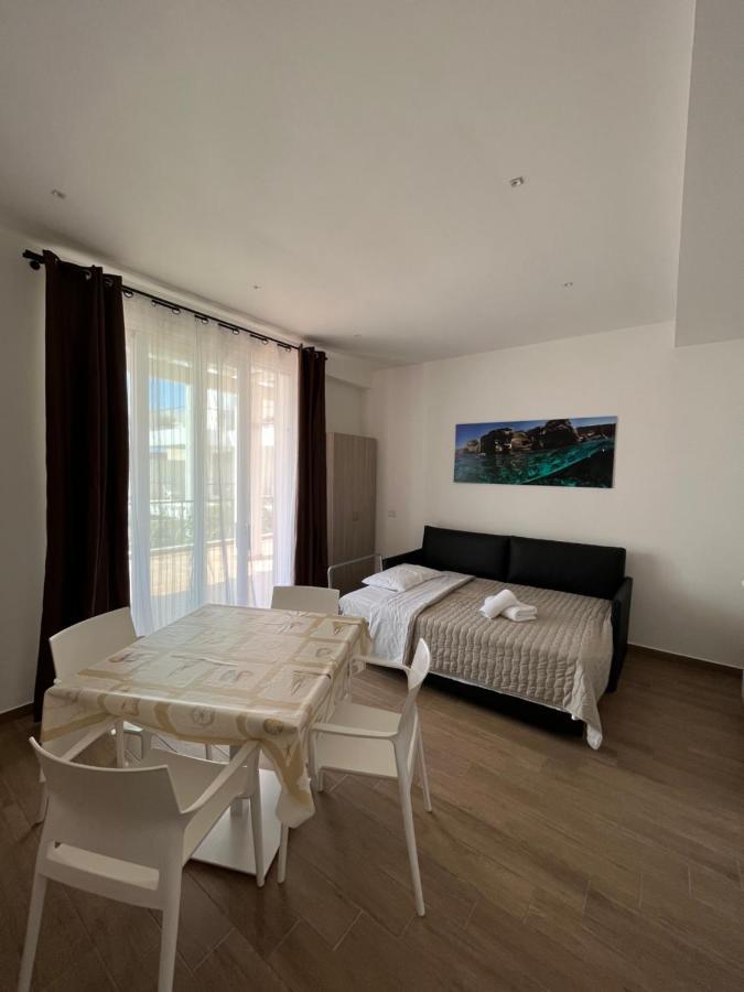 Tra Le Nuvole Apartment Favignana Bagian luar foto