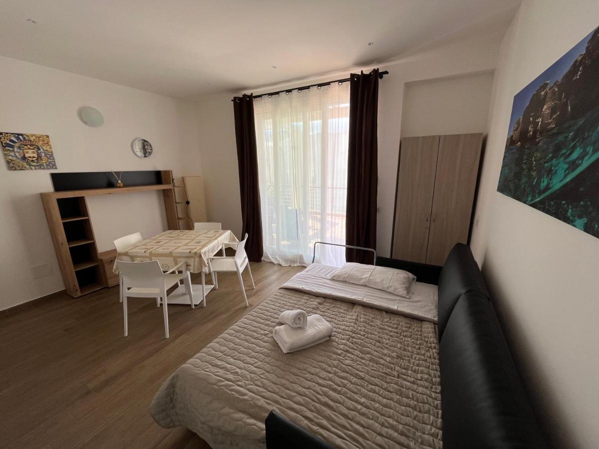 Tra Le Nuvole Apartment Favignana Bagian luar foto